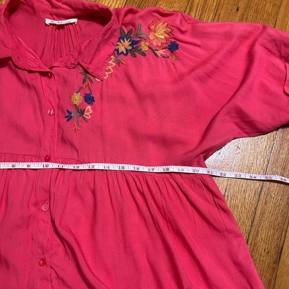 Solitaire Oversized BOHO Embroidered Coral High Low Top M - Picture 5 of 9